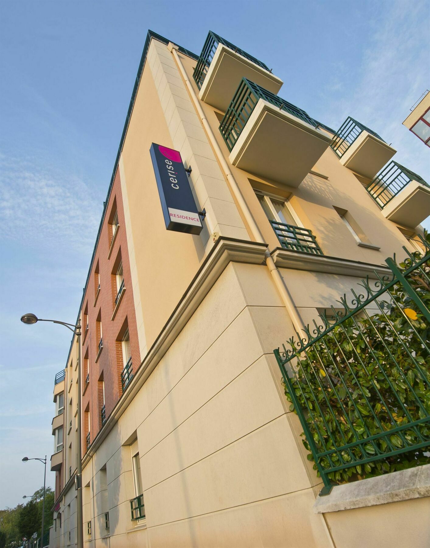 Hotel Cerise Chatou Zewnętrze zdjęcie
