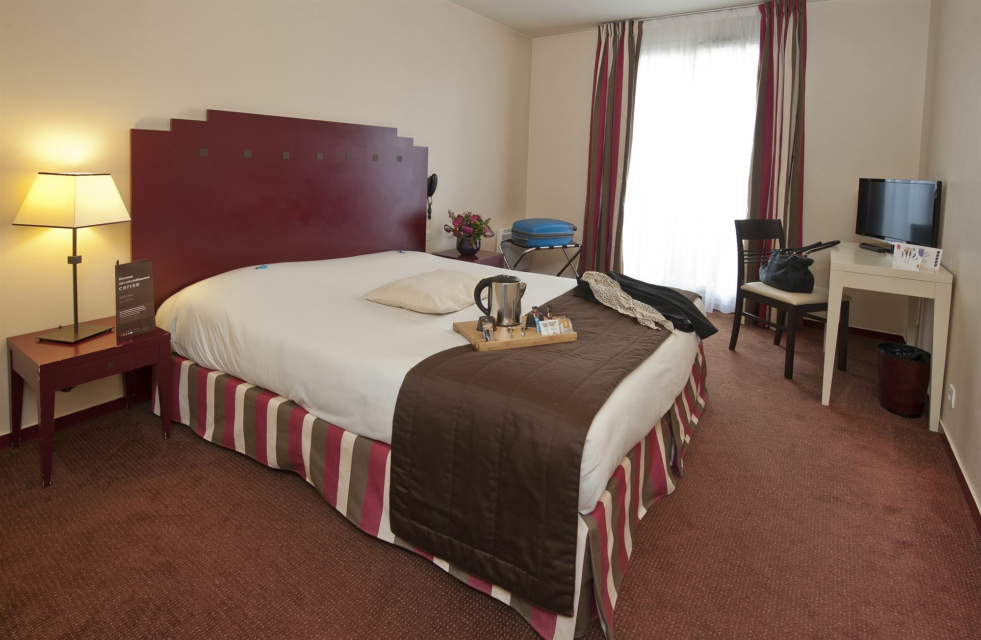 Hotel Cerise Chatou Zewnętrze zdjęcie