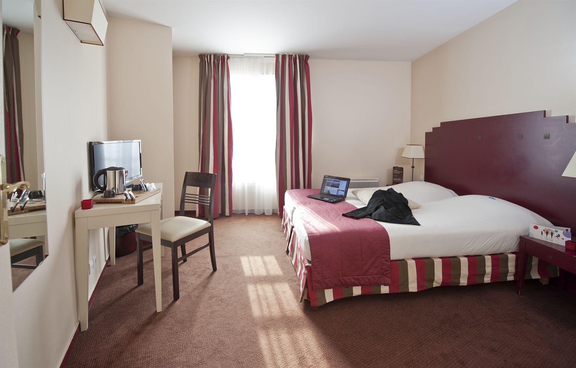 Hotel Cerise Chatou Zewnętrze zdjęcie